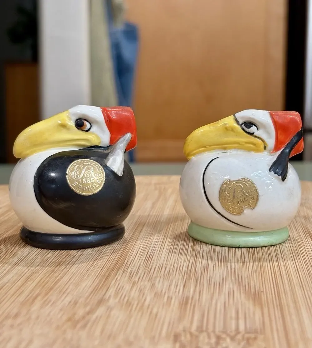 Vintage Czechoslovakia Figural Vulture Bird Salt Pepper Shakers Foil Label Pair